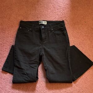 Levi's Women's Black Straight Leg Jeans